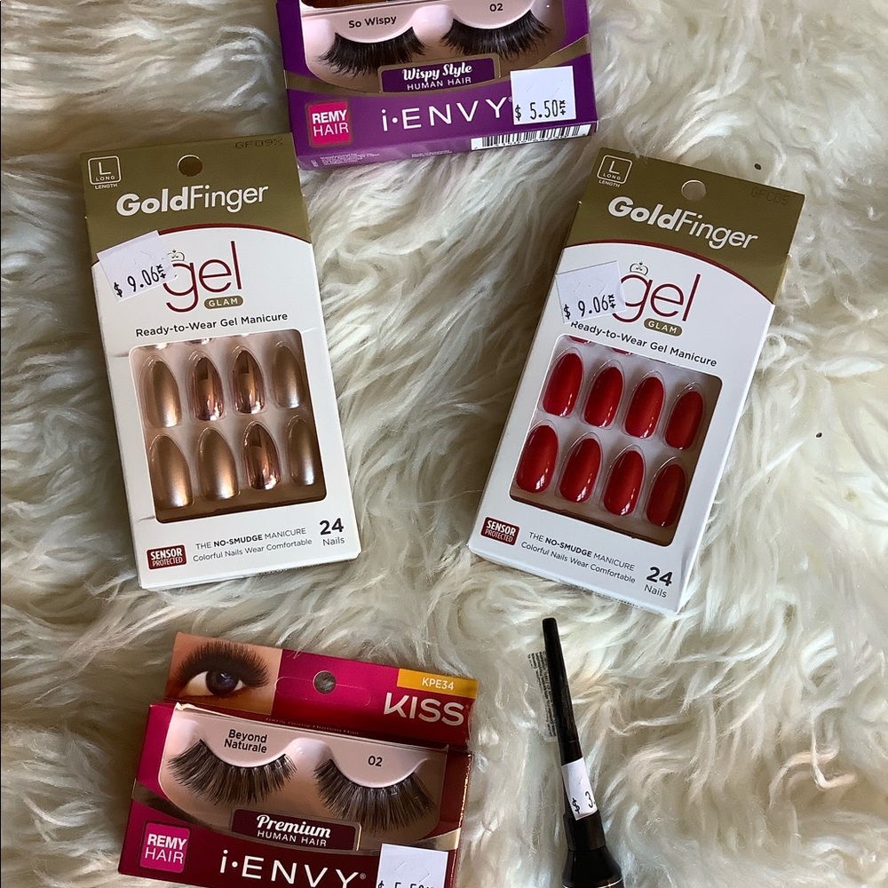 Gel manicure, eyelashes and eyeliner bundle